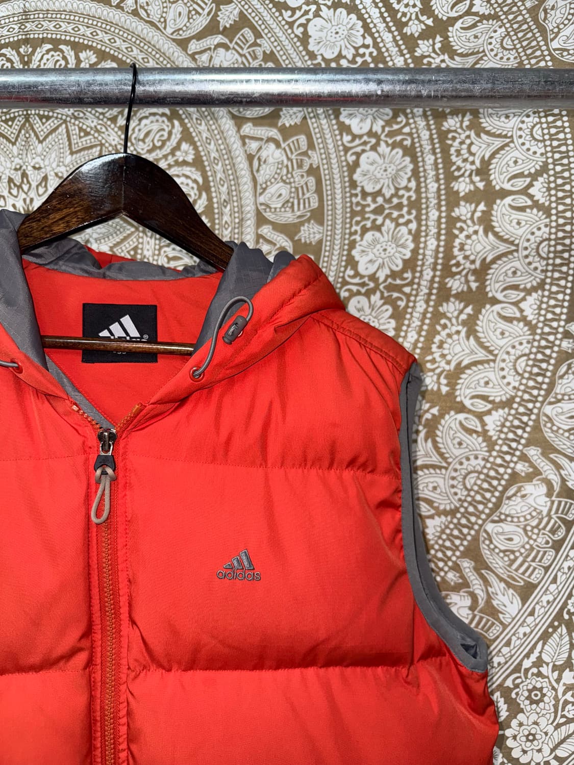 아디다스 덕다운 후드 패딩조끼  상품이미지3