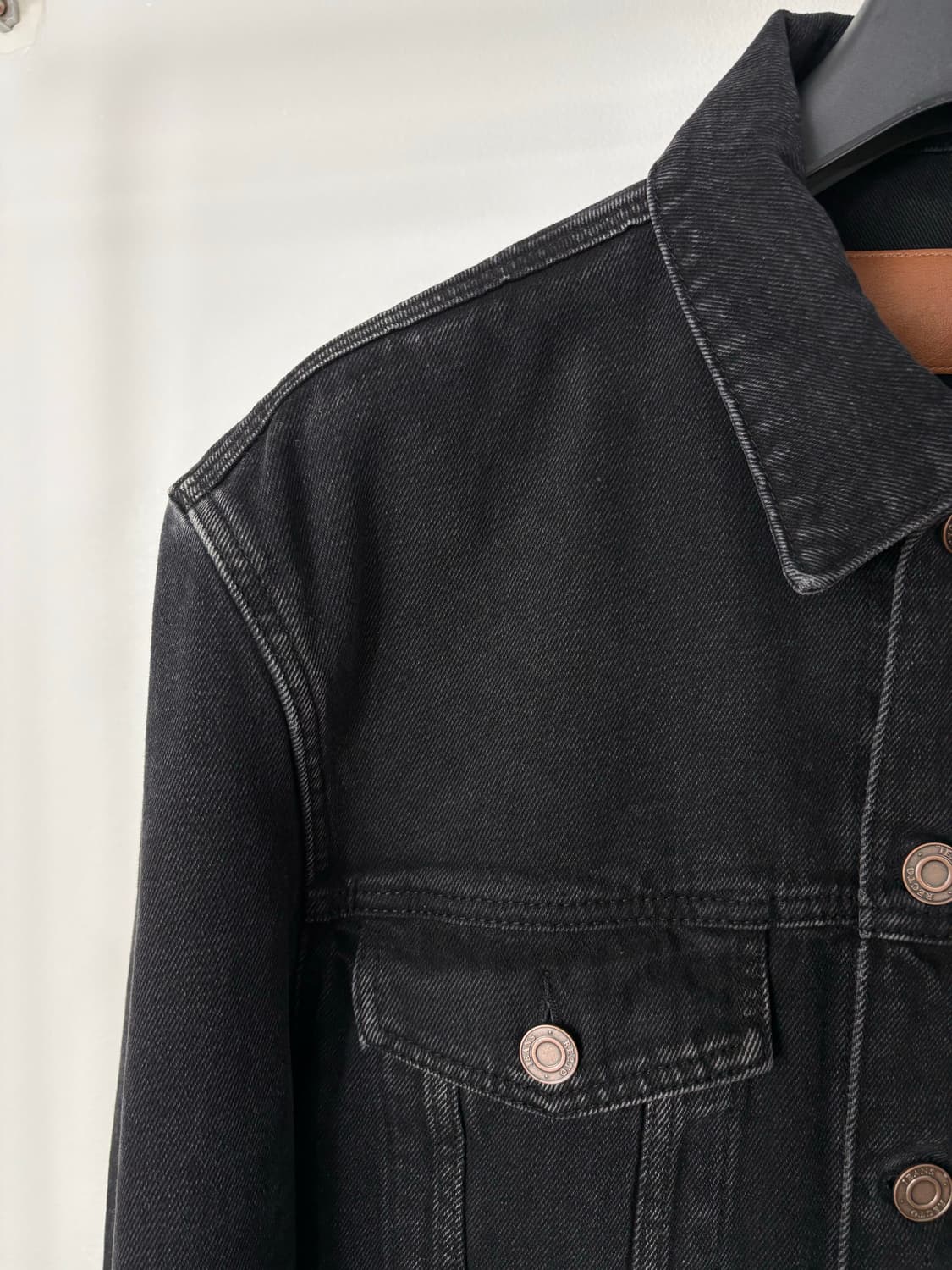 렉토 빈센트 데님 트러커 자켓 블랙  상품이미지8