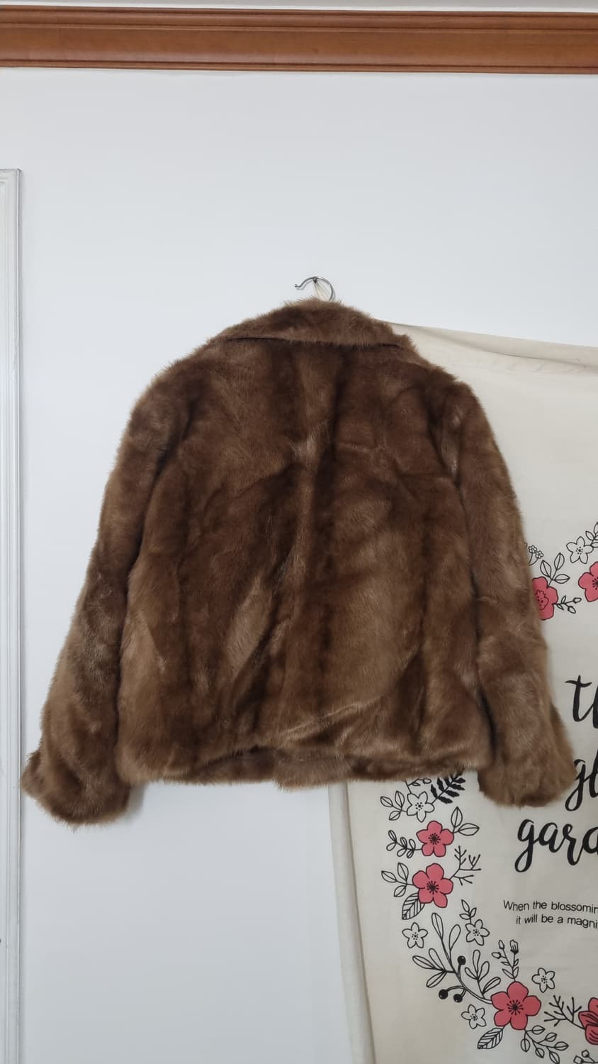 WE ARE 브라운 퍼 코트 F 상품이미지6