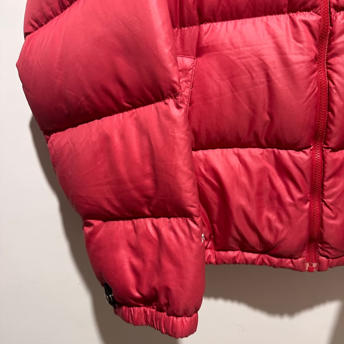 노스페이스 눕시 레드 패딩 상품이미지3