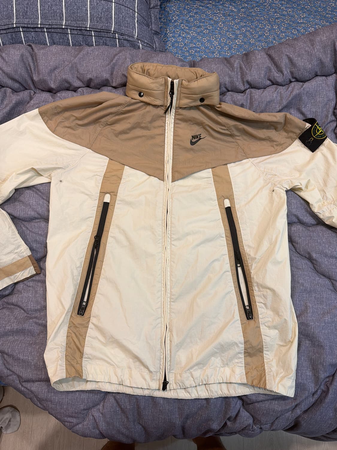 나이키 스톤아일랜드 윈드러너 상품이미지1