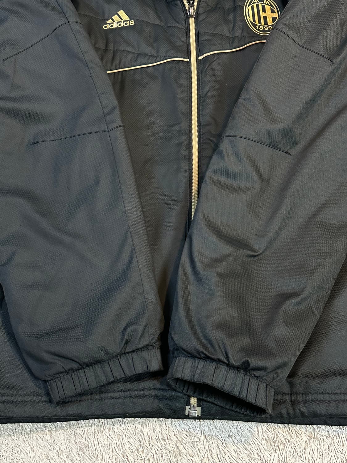 대장급) 아디다스 AC밀란 패딩 자켓 검골 상품이미지4