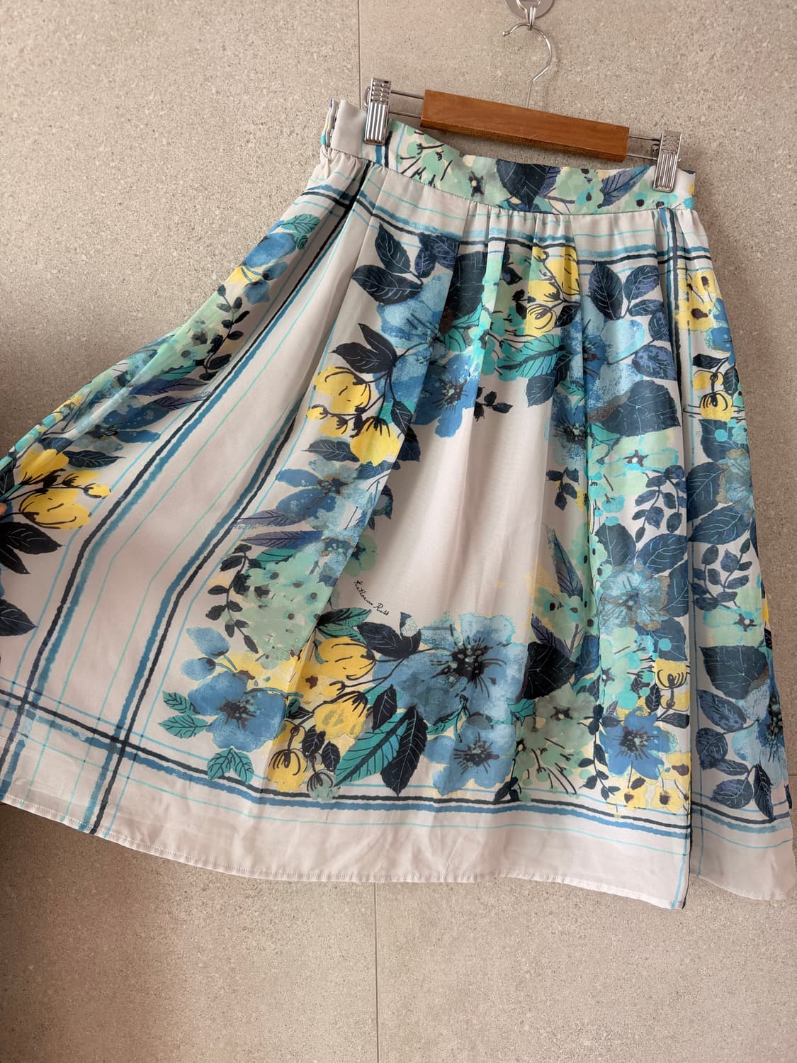 캐서린로스 플라워 프린트 블라우스 치마 셋업 상품이미지6