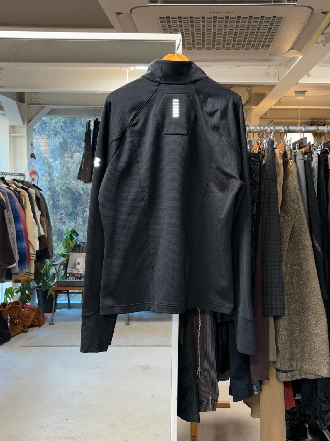 언더아머 트랙자켓 상품이미지2