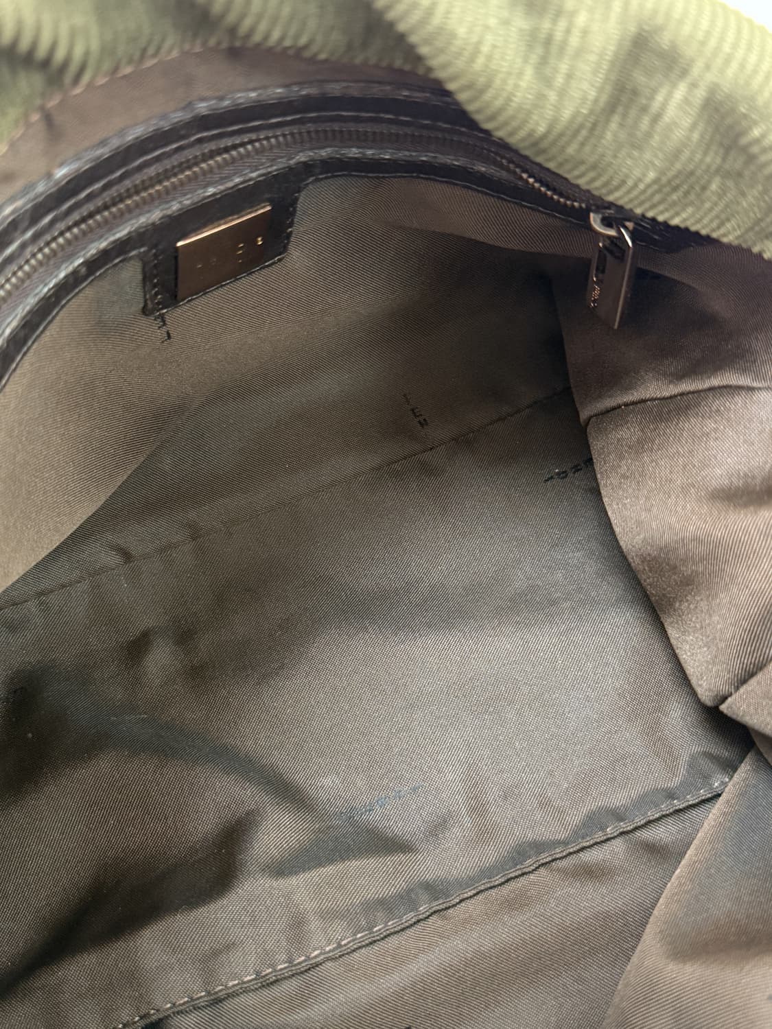 펜디 코듀로이 맘마 바게트백 상품이미지9