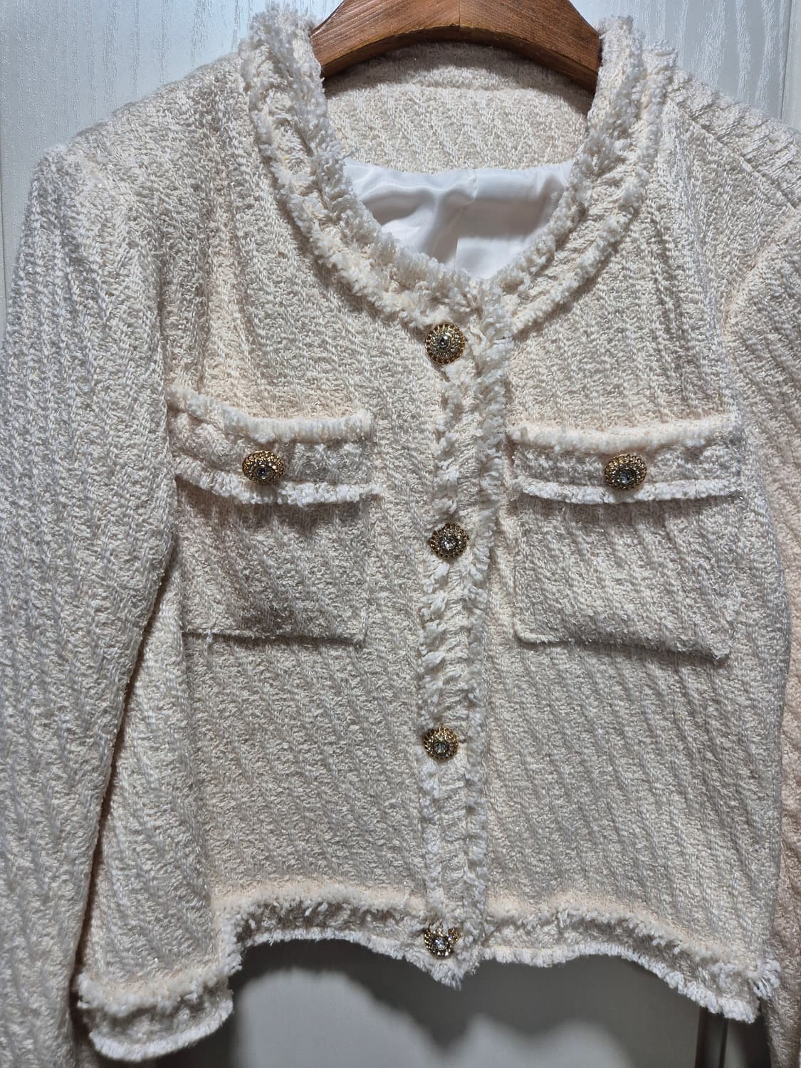 (세일)(새상품)아이보리 트위드 자켓 금장 단추 상품이미지2