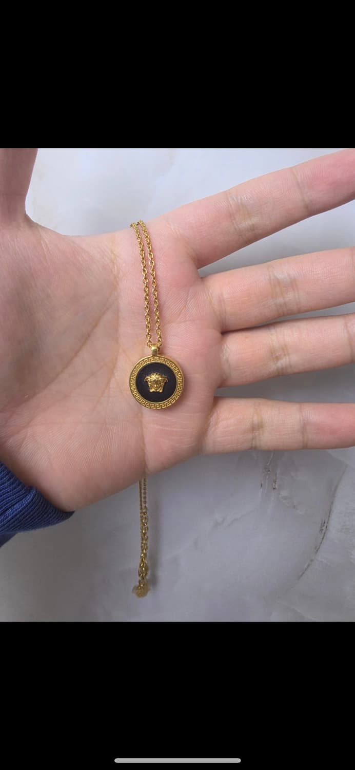 베르사체 메두사 목걸이 상품이미지1