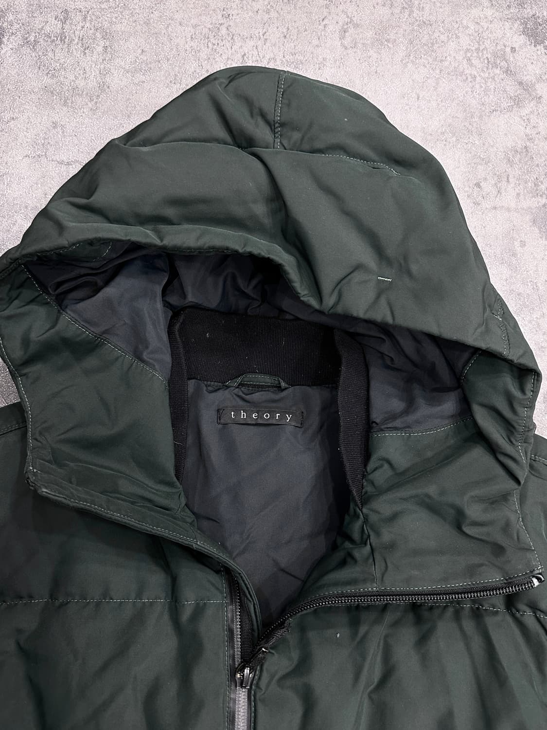 띠어리 투웨이 다운 패딩 상품이미지6