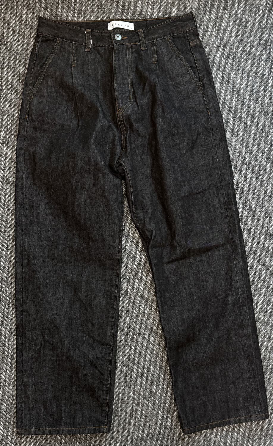 비슬로우 콤피 셀비지 데님팬츠 블랙 남자 30사이즈 상품이미지1