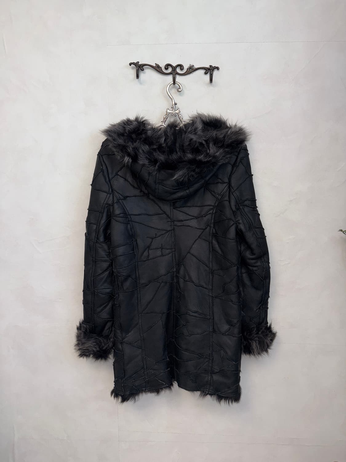 Black grunge patch duffle hood mustang 상품이미지3