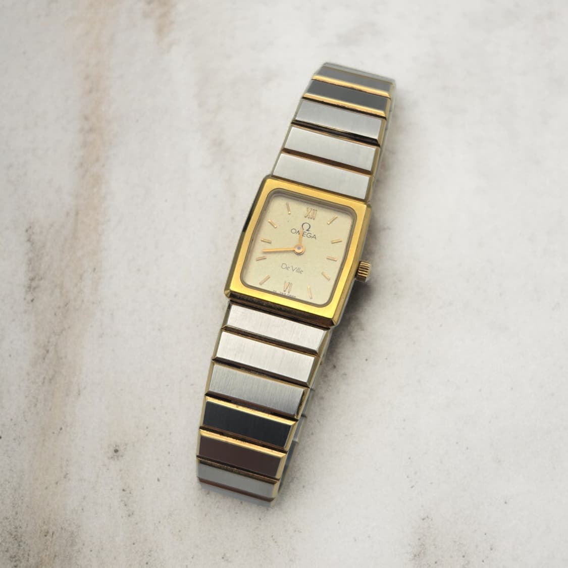 오메가 드빌 콤비 쿼츠 시계 상품이미지1