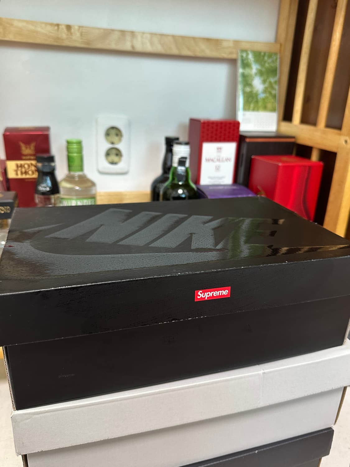 나이키 에어포스 로우 슈프림 화이트 260 상품이미지4