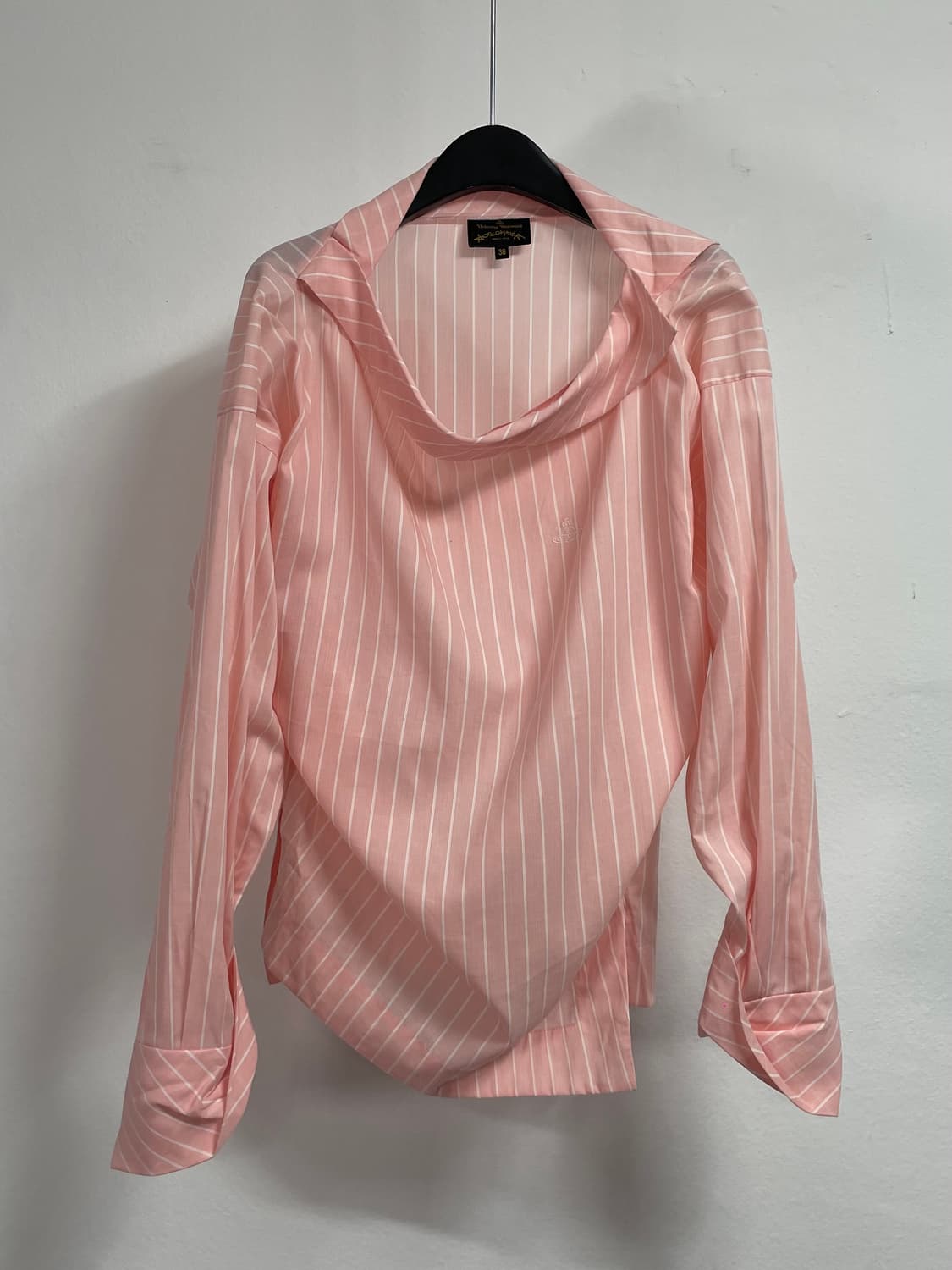 비비안웨스트우드 언발란스 셔츠 슬리브 (on.182)    상품이미지1