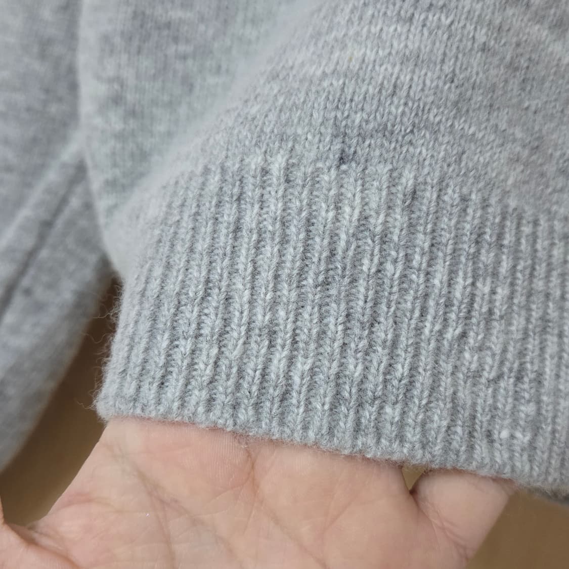 새상품) 미엘 miel 캐시미어 울 니트 하이 브이넥 니트 그레이 상품이미지10