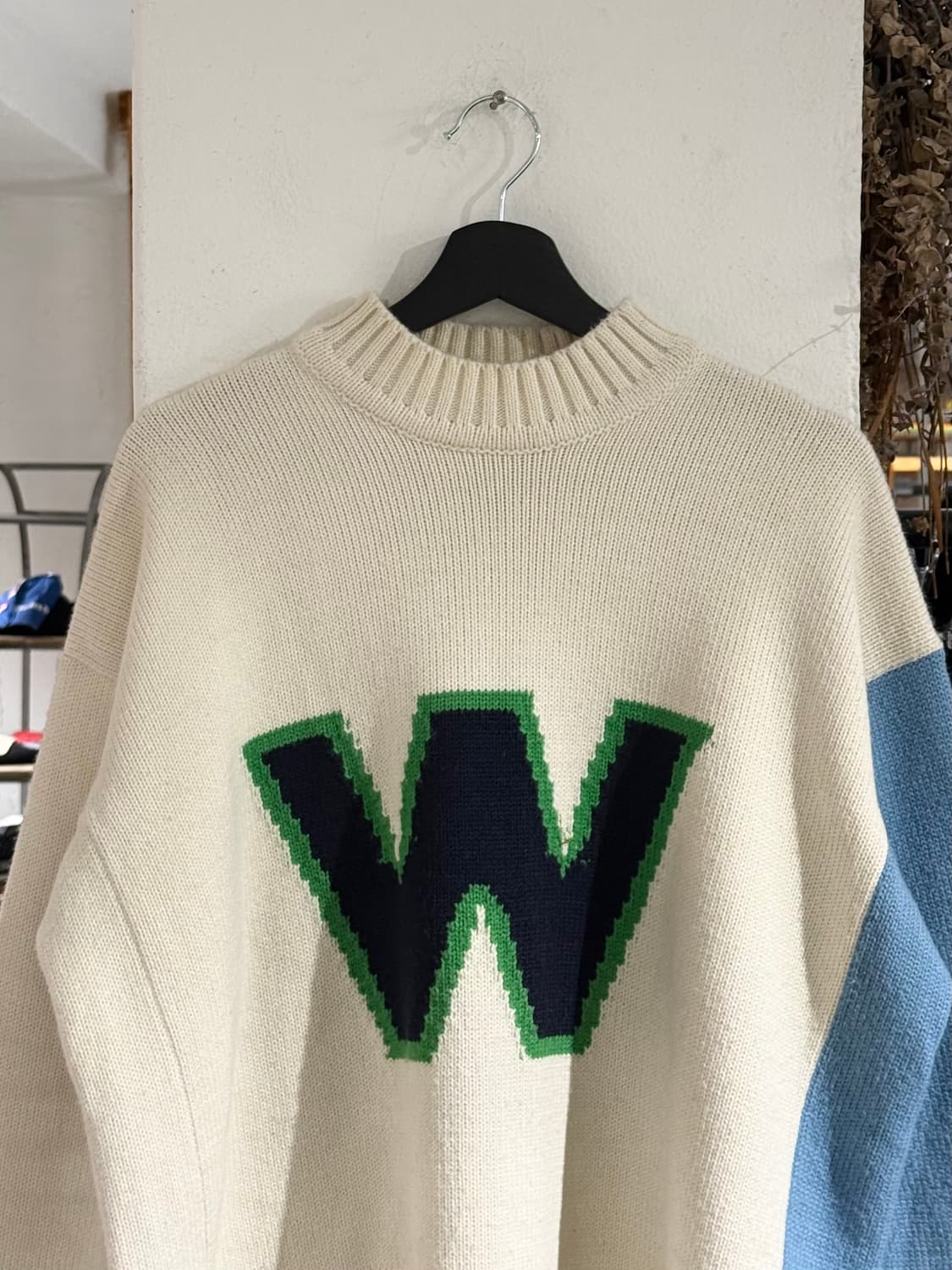 월터 반 베이렌동크 아이보리 배색 로고 니트 스웨터 상품이미지4