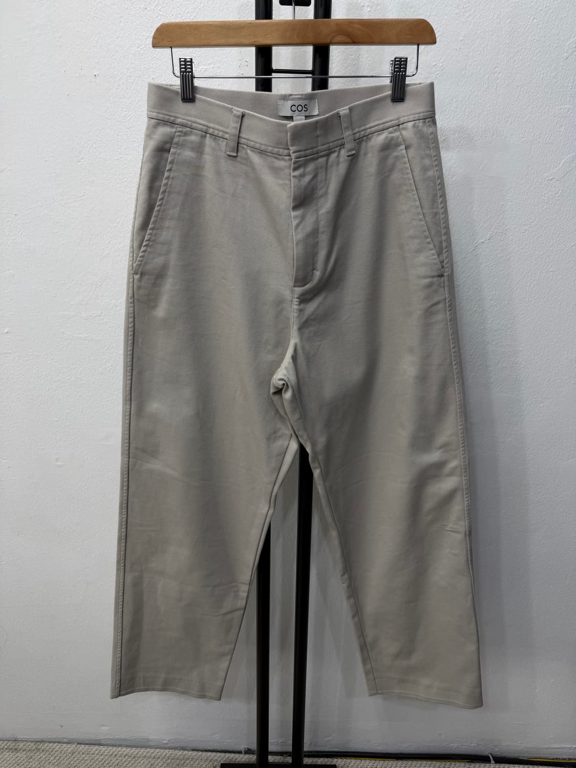 정품) COS 코스 신형 베이지색 와이드 면바지 44 상품이미지1