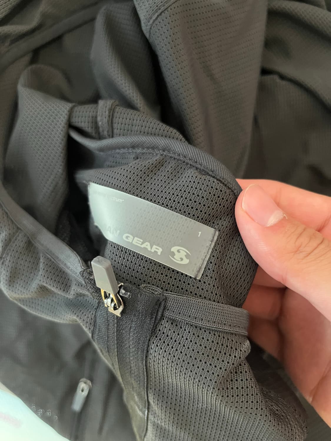 산산기어 24ss 지퍼 메쉬 자켓 블랙 1 사이즈 상품이미지4