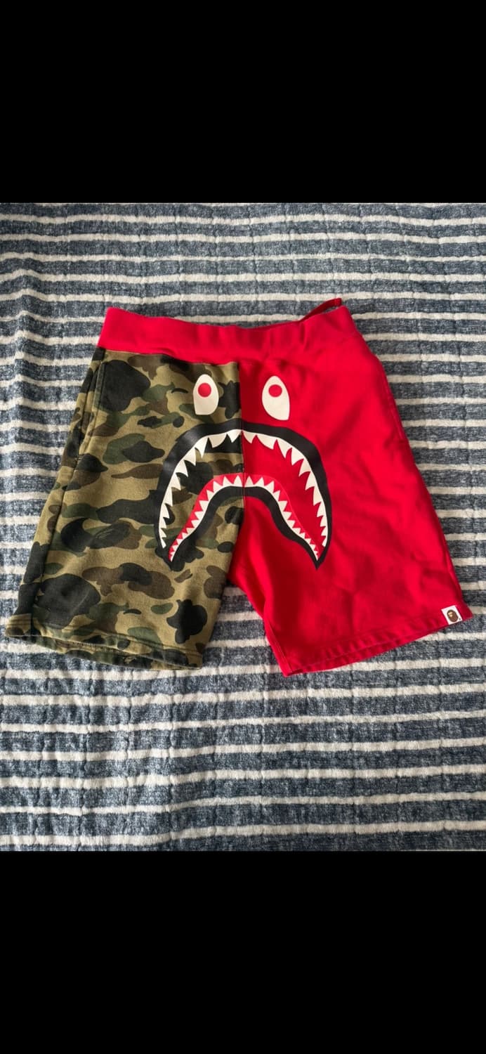 베이프 반바지 상품이미지1