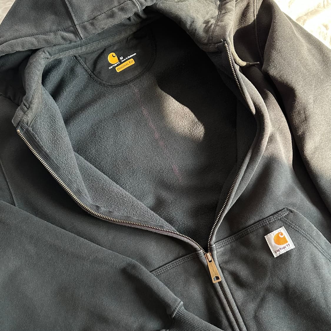 칼하트 블랙 후드집업 상품이미지2