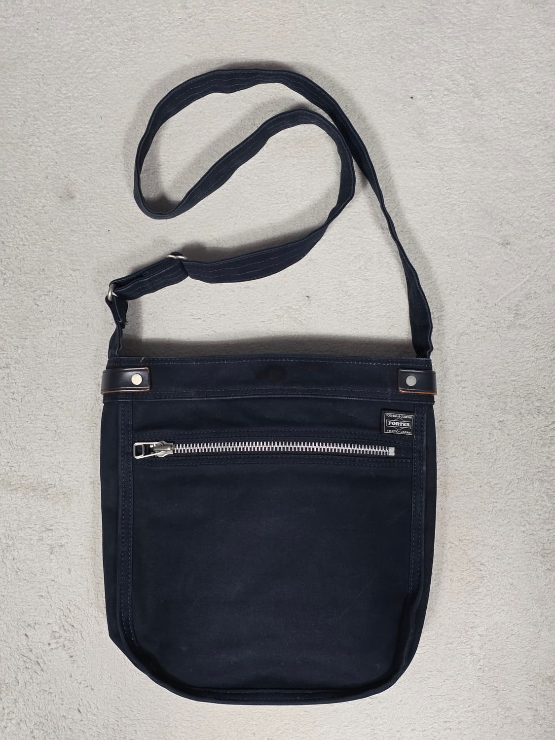 요시다포터 YOSHIDA 코튼 네이비 크로스백 상품이미지1