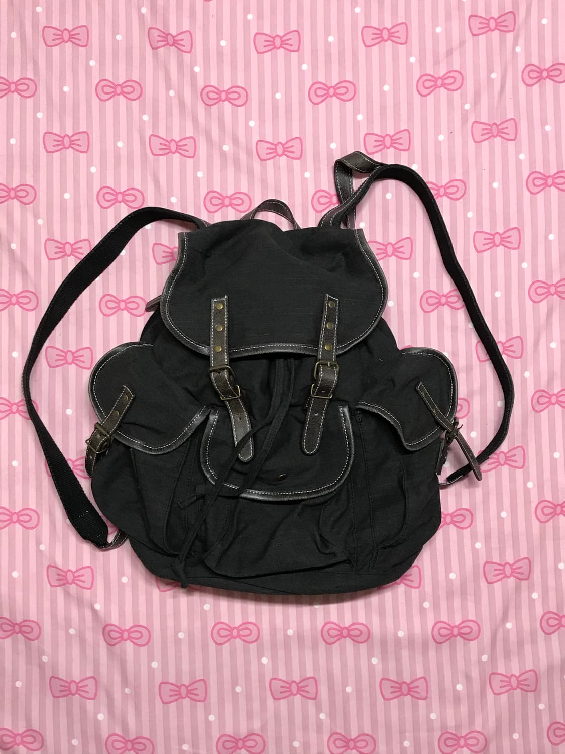 쓰리포켓 챠콜 가죽스트랩 백팩 상품이미지1