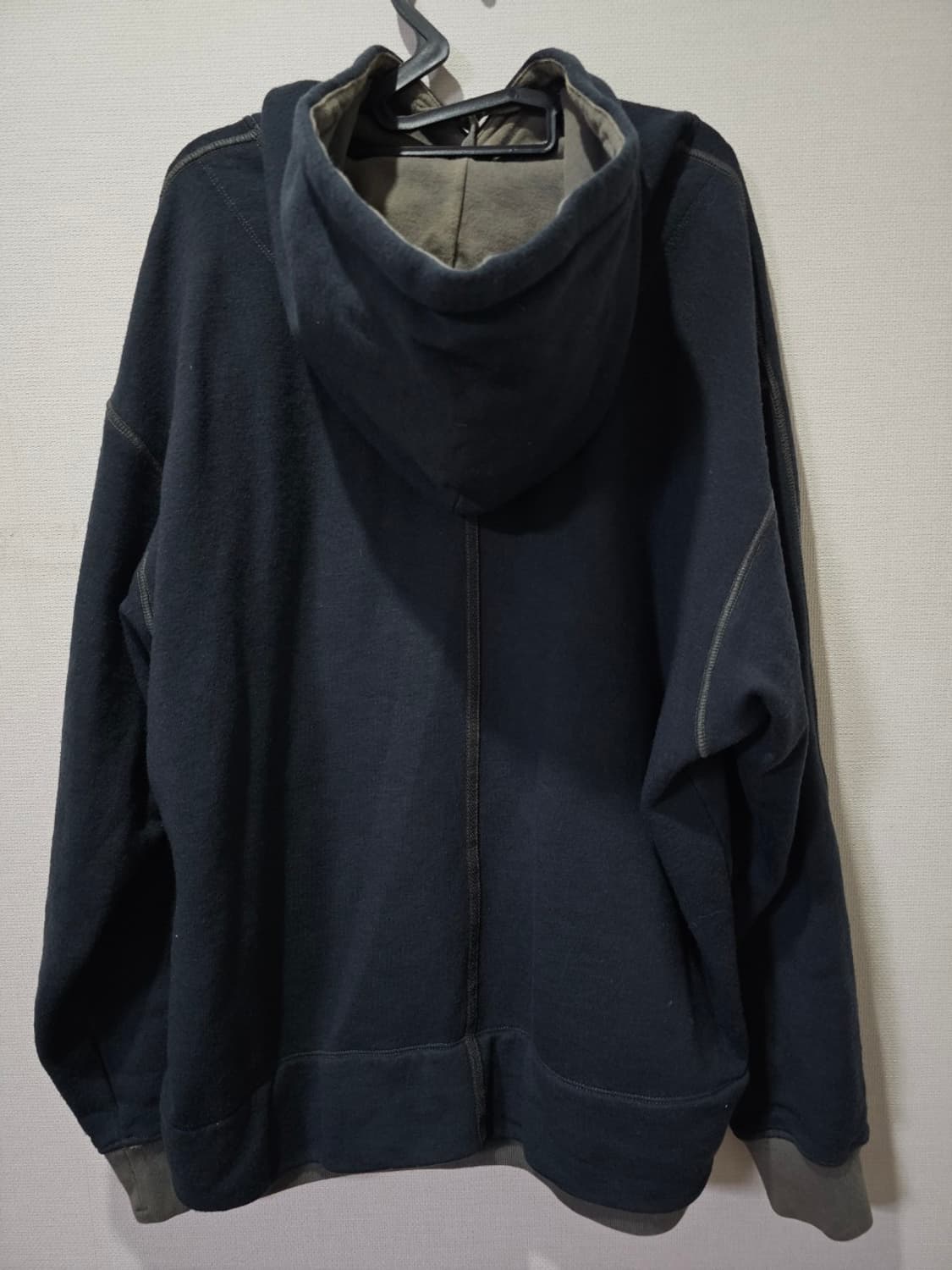 정품 스톤아일랜드 쉐도우 프로젝트 블랙와펜 울 코튼 후드티 100 / L 상품이미지4