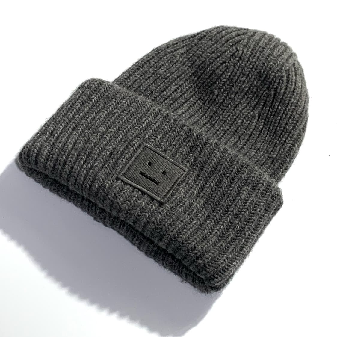 아크네 스튜디오 페이스 비니 상품이미지1