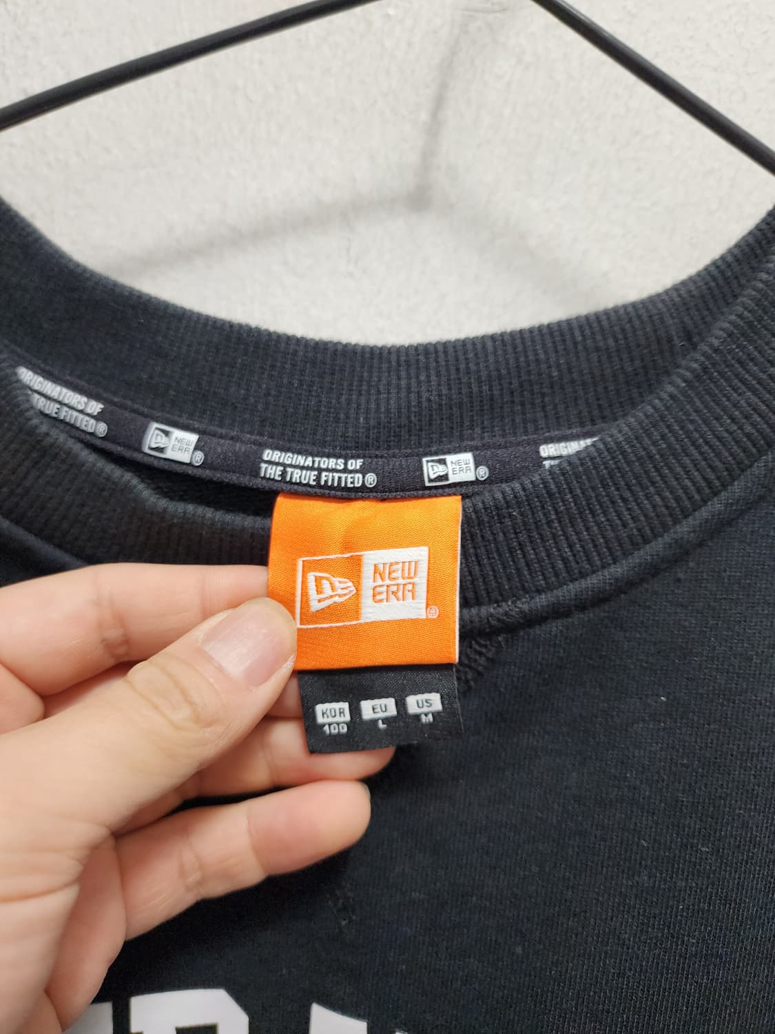 뉴에라 프린팅 맨투맨 상품이미지4