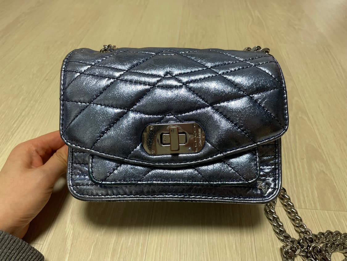 쟈딕앤볼테르 양가죽 핸드백 상품이미지5