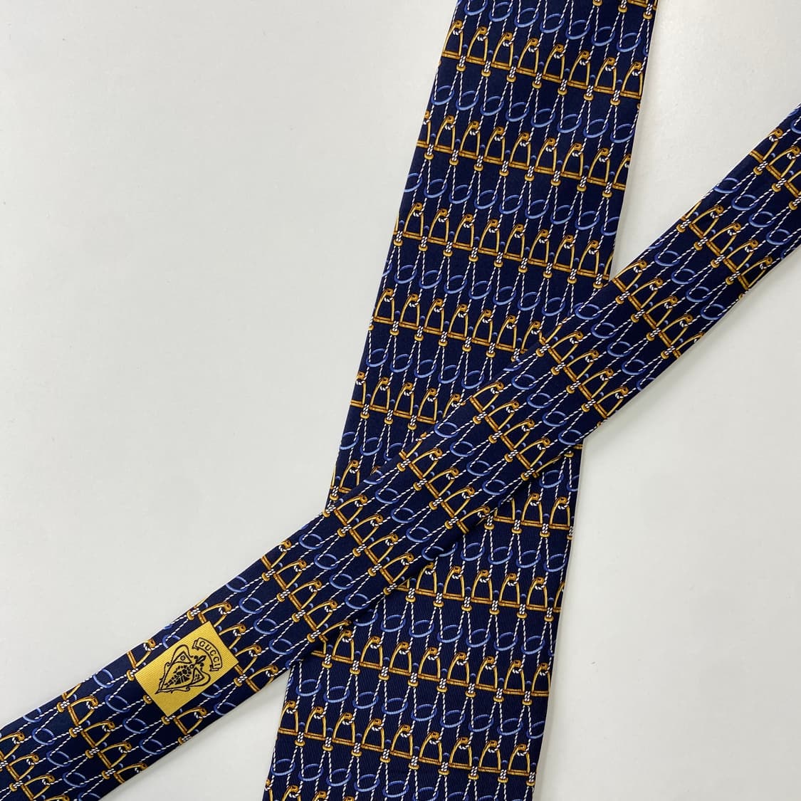 택달린 미사용품 구찌(GUCCI)  명품 정품 넥타이 상품이미지4