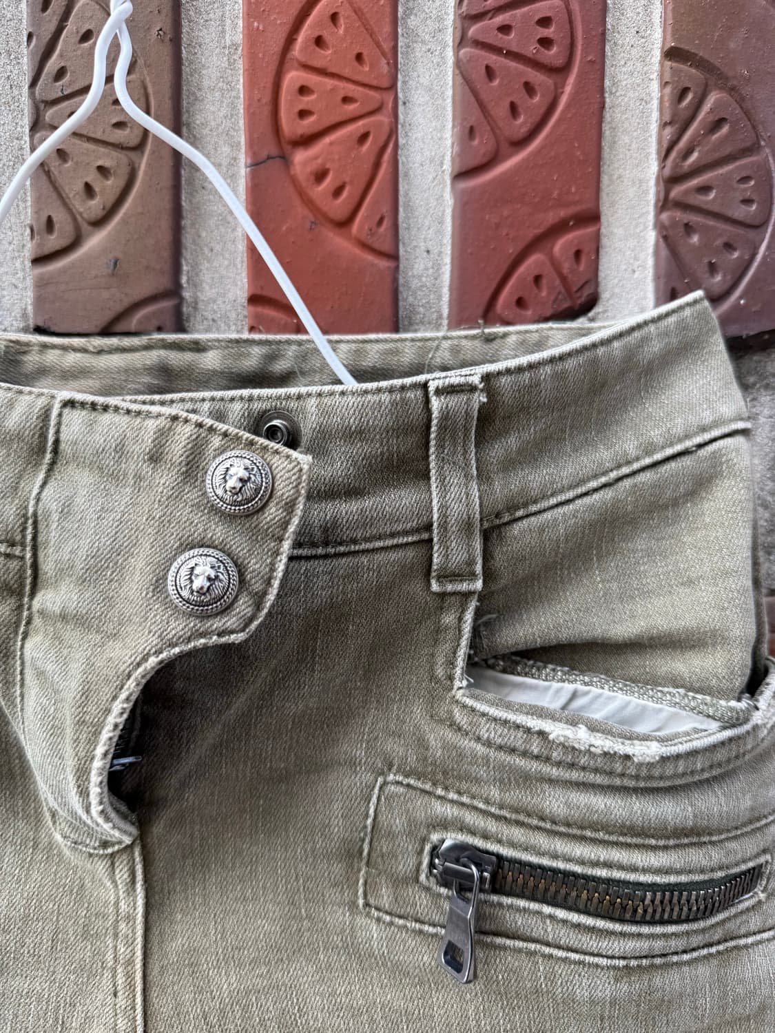 발망 BALMAIN 바이커진 카키 (26) 상품이미지2