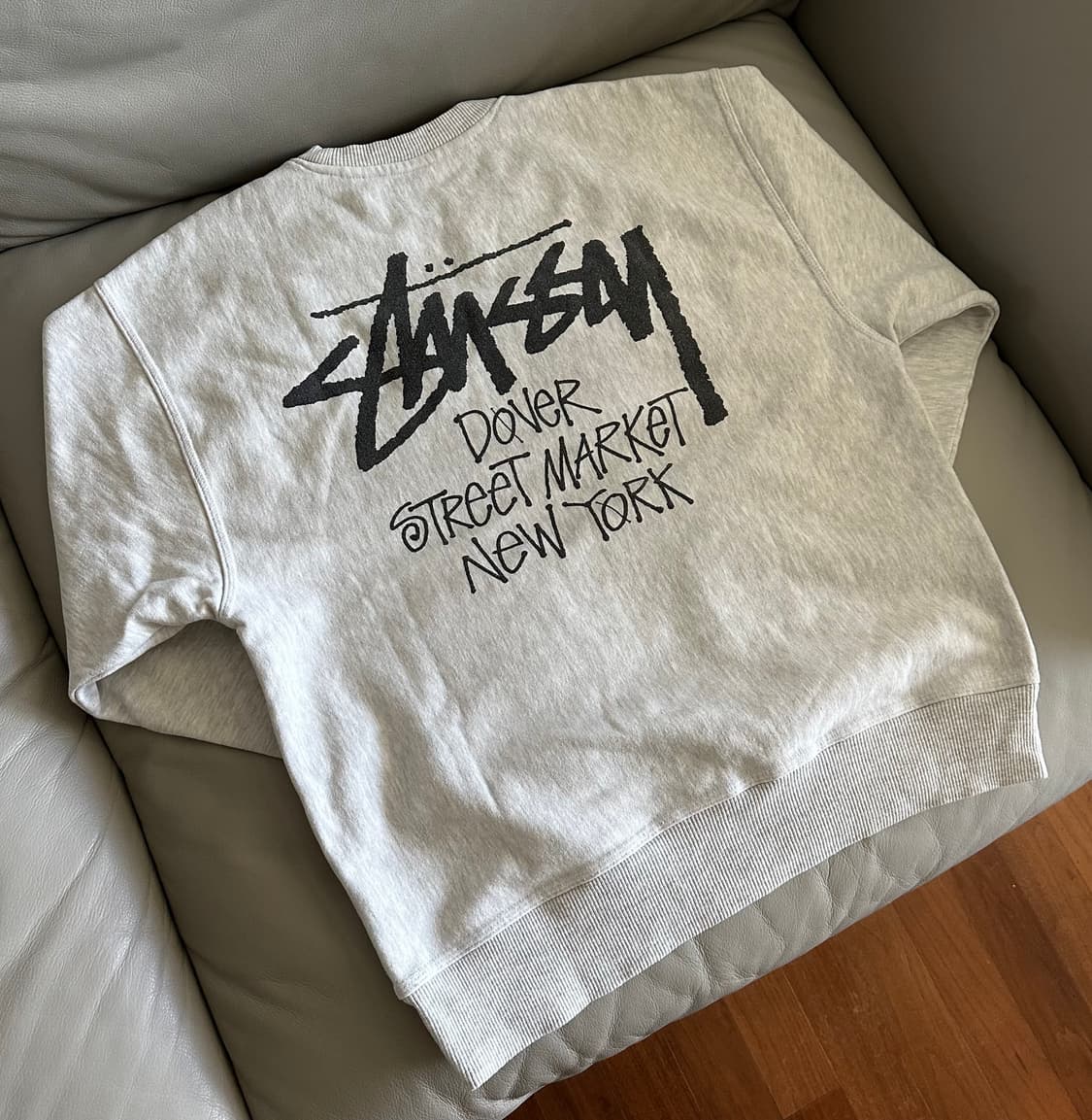 스투시 스탁 도버 스트릿마켓 뉴욕 맨투맨 L 상품이미지1