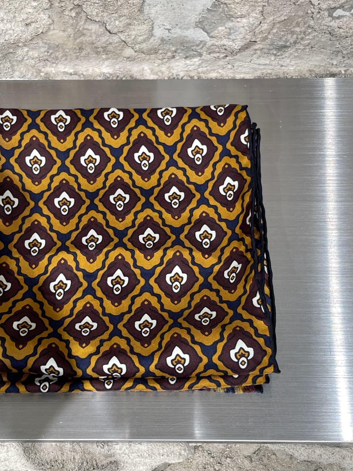 버버리 믹스 지오메트리 실크 스카프 상품이미지4