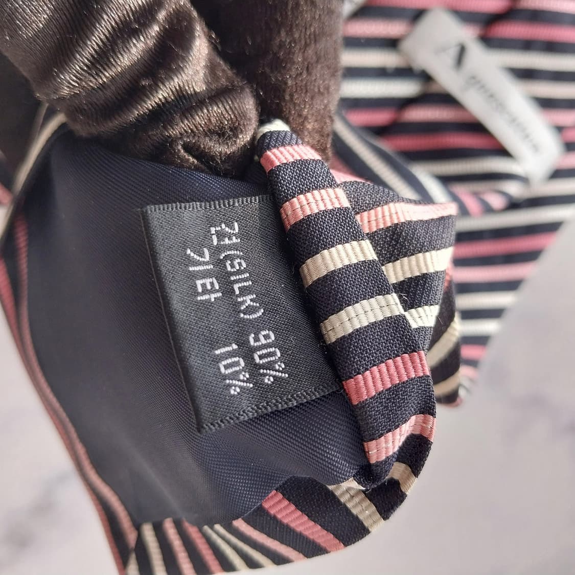 아쿠아스큐텀 실크 스트라이프 넥타이 9.5cm A+등급 K1987
 상품이미지10