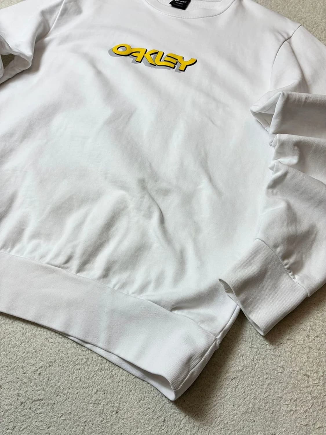 오클리 OAKLEY 로고 크루넥 맨투맨 PN6706 상품이미지5