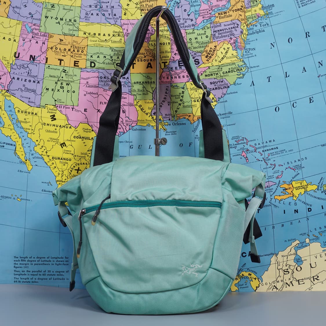 아크테릭스 미스트랄 8 크로스백 상품이미지2