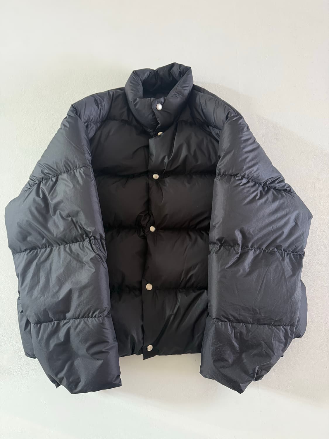 comoli 코모리 나일론 다운 패딩 2사이즈 25aw 상품이미지1