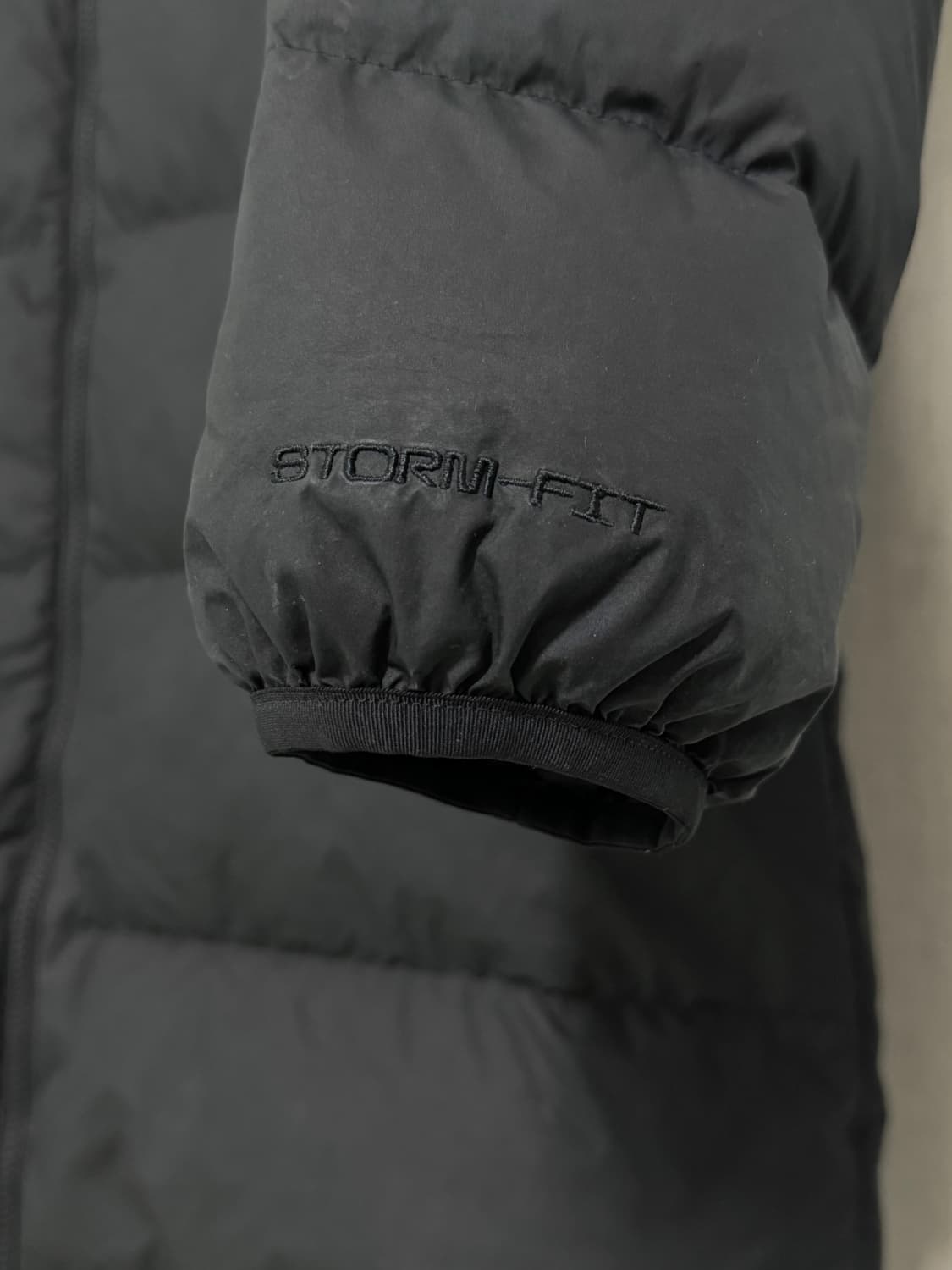 남성 95 / 나이키 스톰핏 윈드러너 패딩 상품이미지3
