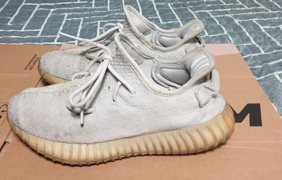 아디다스 이지 부스트350 V2 세서미 2022 (260) 상품이미지3