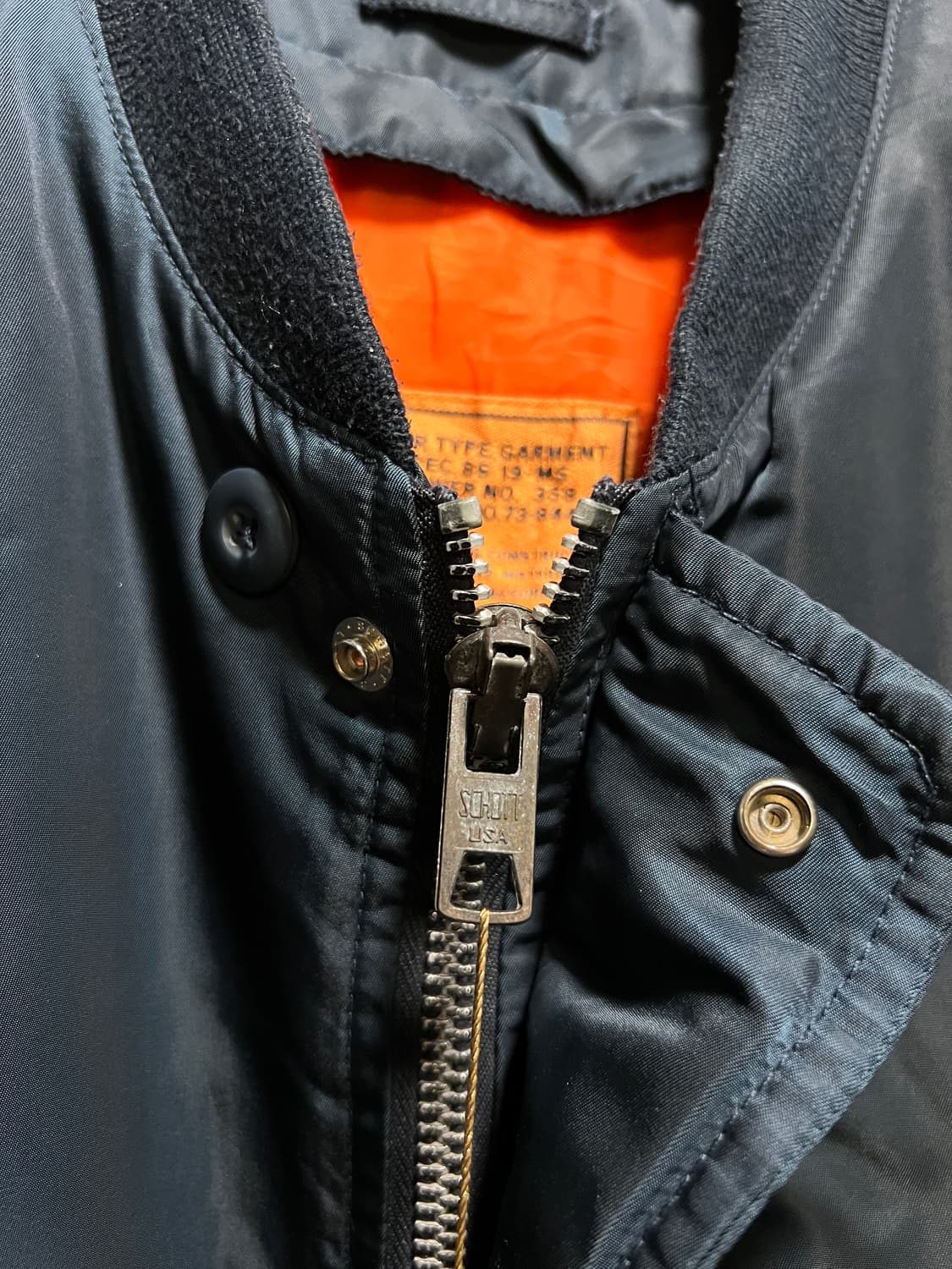 [L]SCHOTT USA 쇼트 MA-1 네이비 항공점퍼 상품이미지2