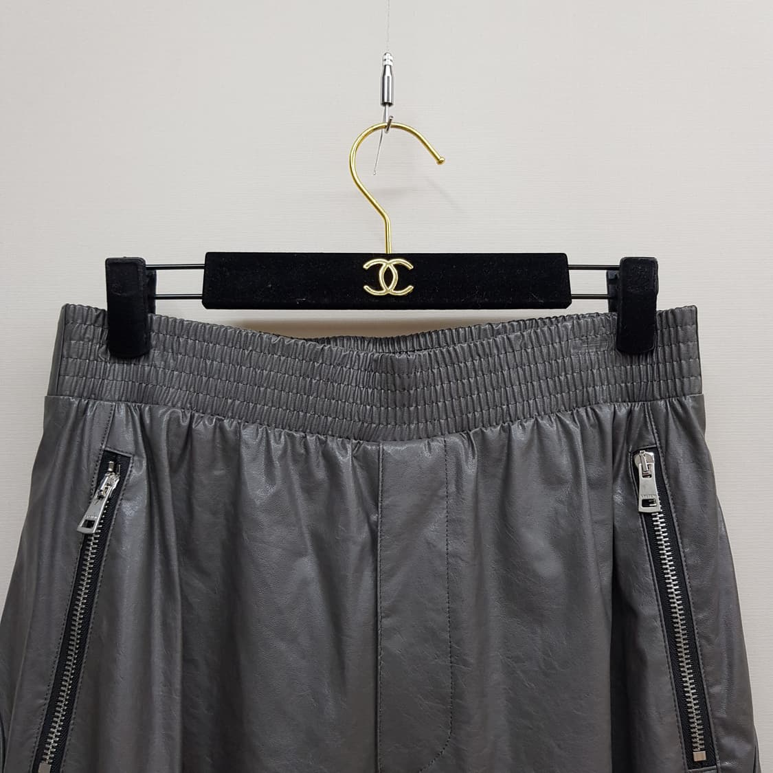 한섬 시스템 SYSTEM 레더  조거 팬츠 78-96사이즈  (남녀공용) 상품이미지3