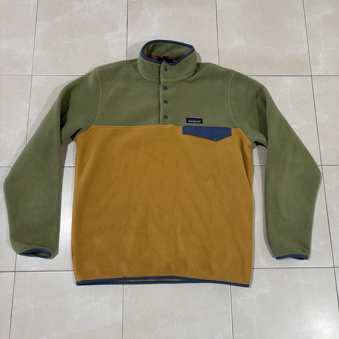 10s 파타고니아 신칠라 스냅-T 카키/머스타드 상품이미지1