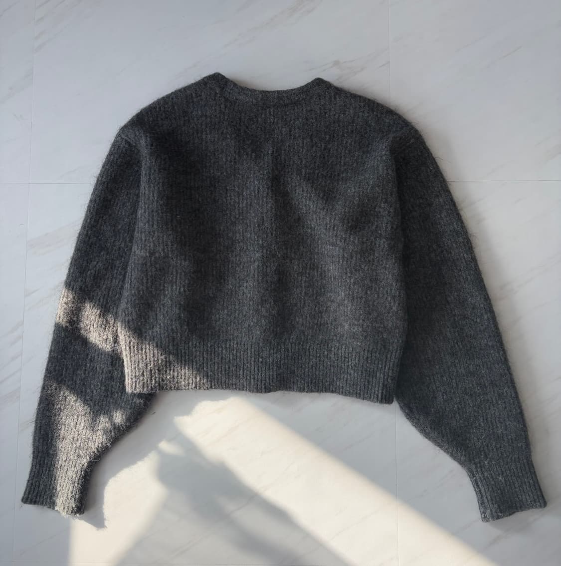 인사일런스 우먼 모헤어 가디건 상품이미지2