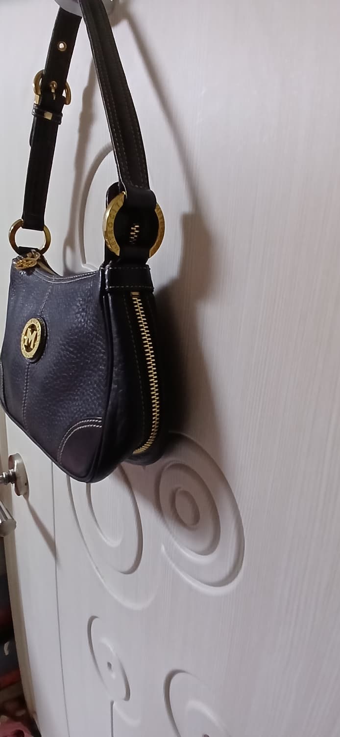 메트로시티 블랙 가죽 미니 숄더백  상품이미지4