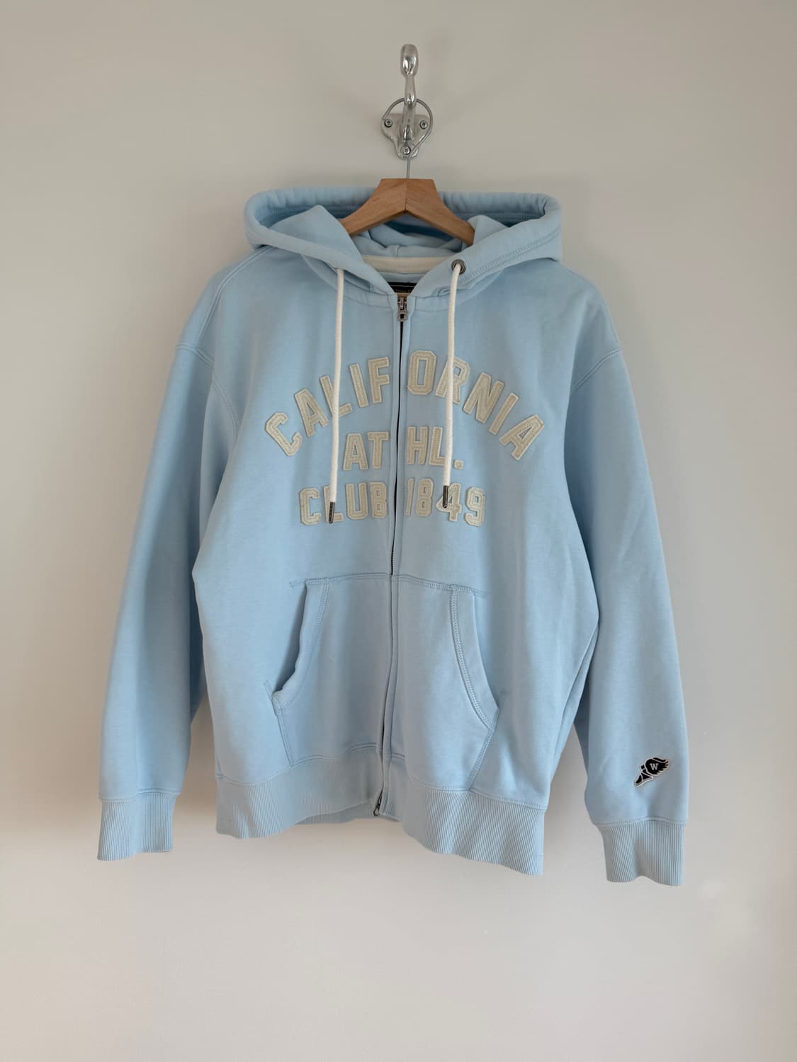 휴아유(WHO.A.U) 후드집업 상품이미지1