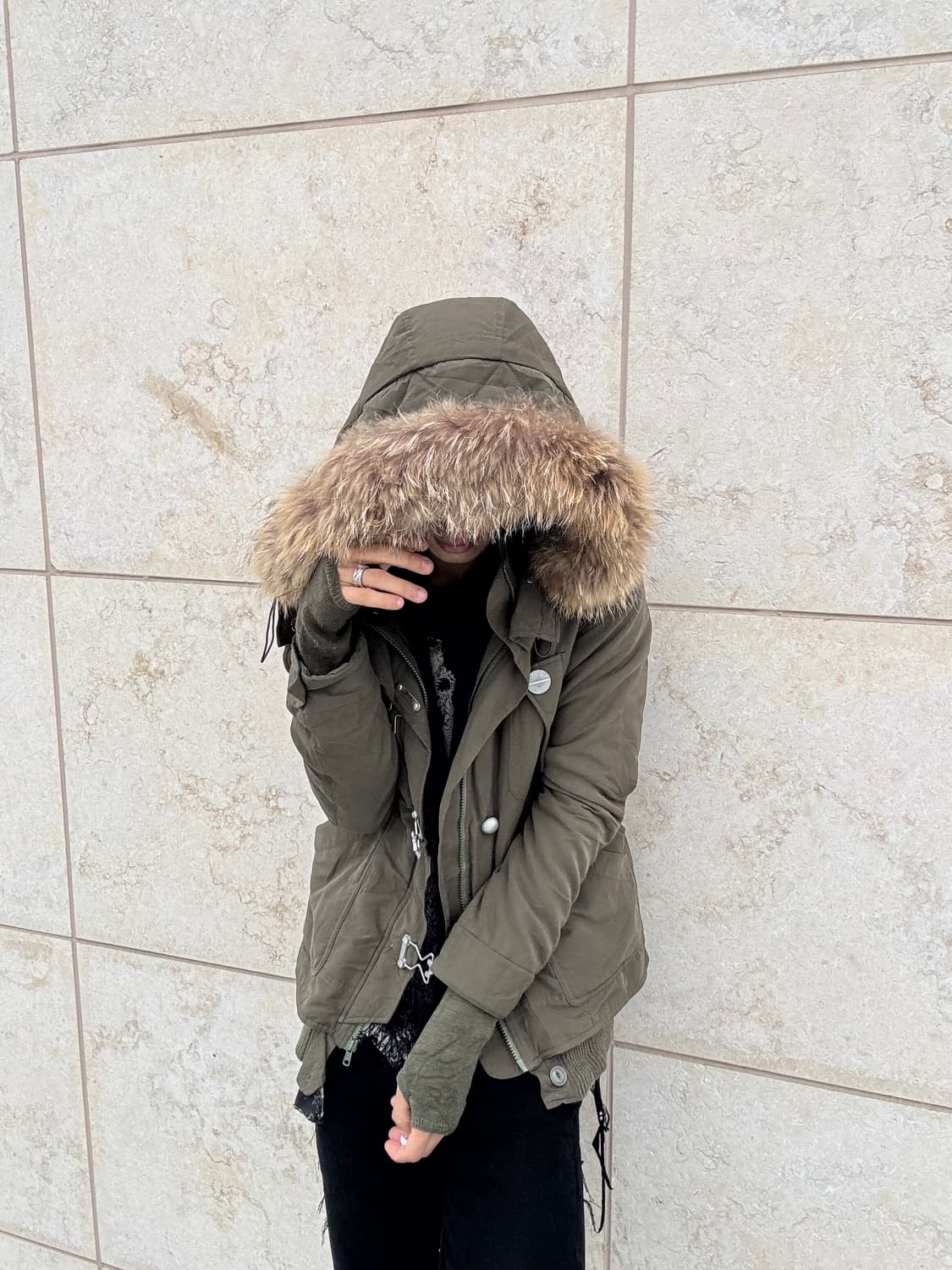 “SLY” 00’s Archive Racoon Fur Khaki Park 상품이미지1