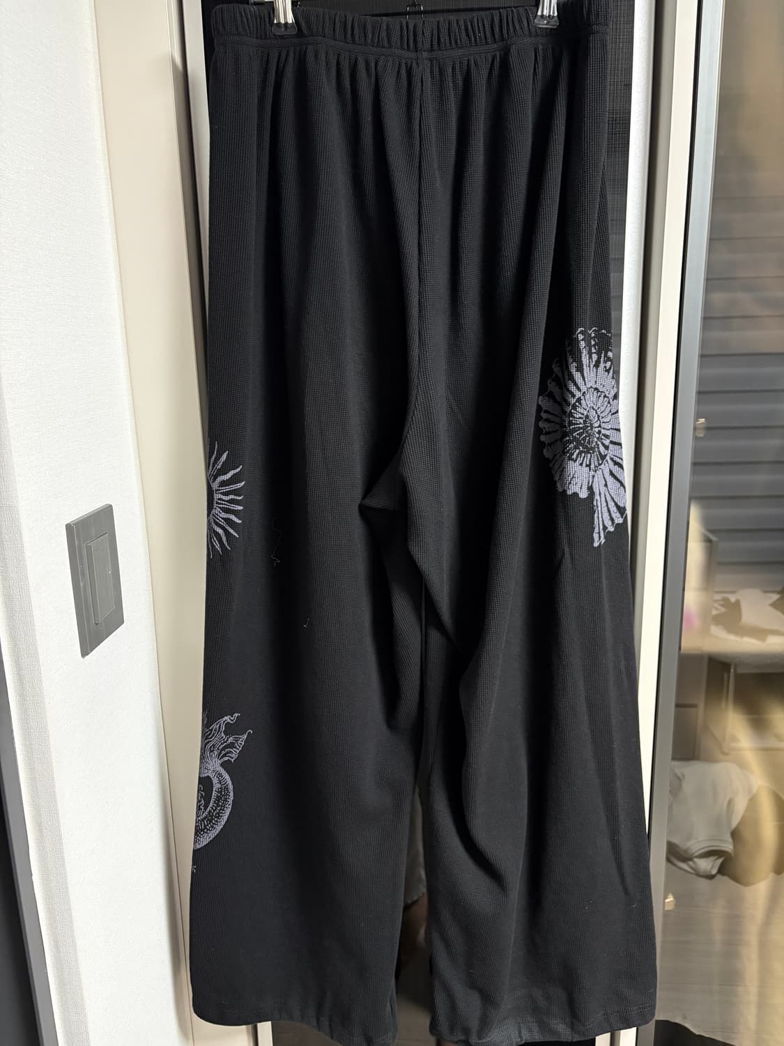 투머치택스 타로 와플 집업 후드 팬츠 셋업 블랙 상품이미지8