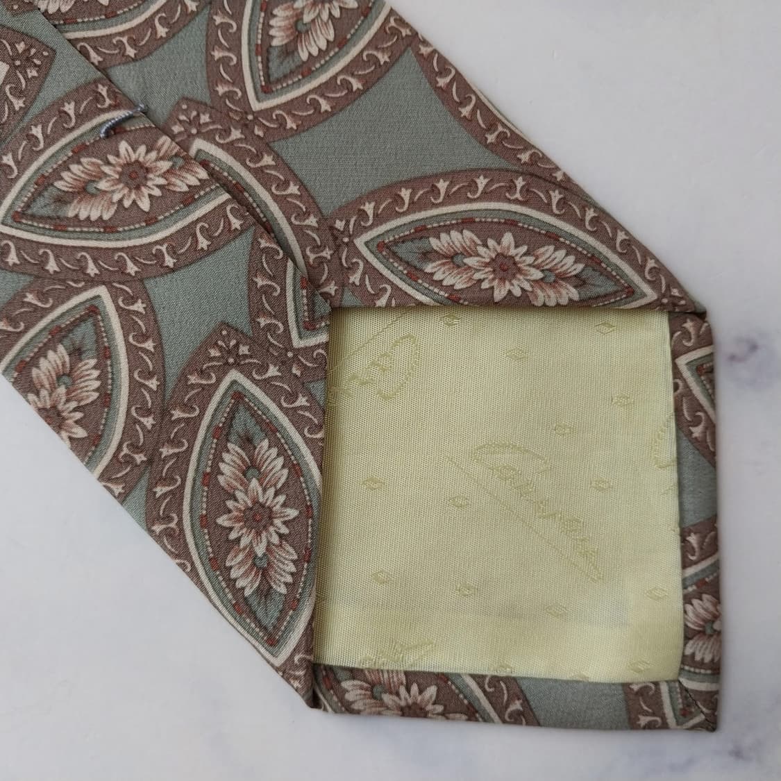 까르뱅 실크 연카키 페이즐리 패턴 넥타이 9.1cm A+등급 K2533
 상품이미지8