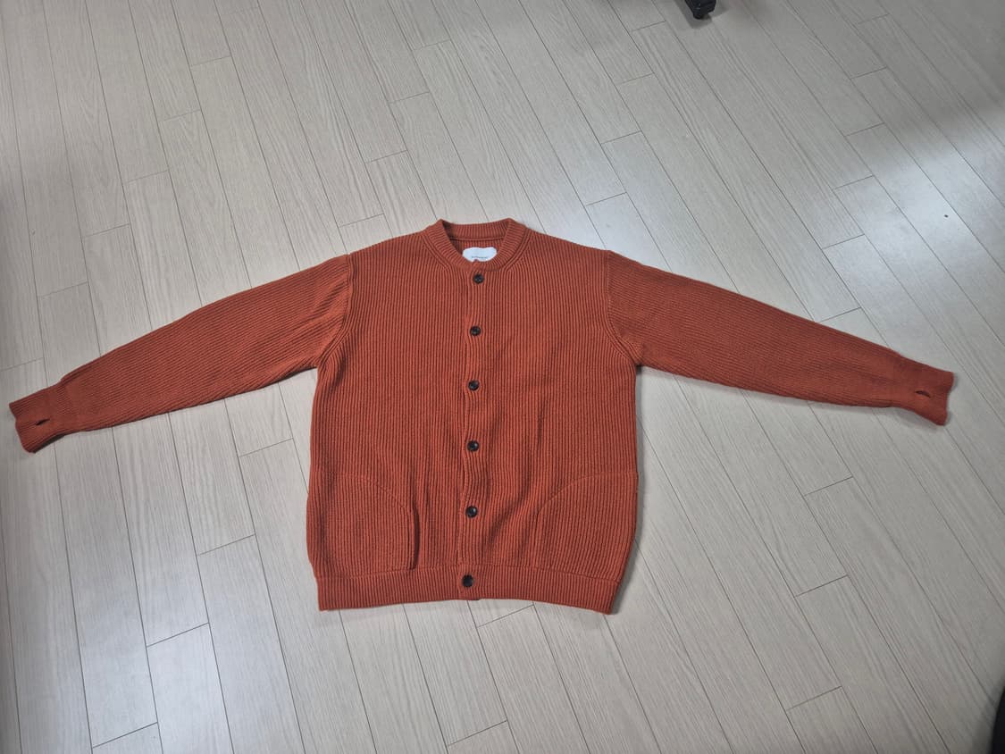 아웃스탠딩 램스울 라운드넥 가디건 상품이미지2