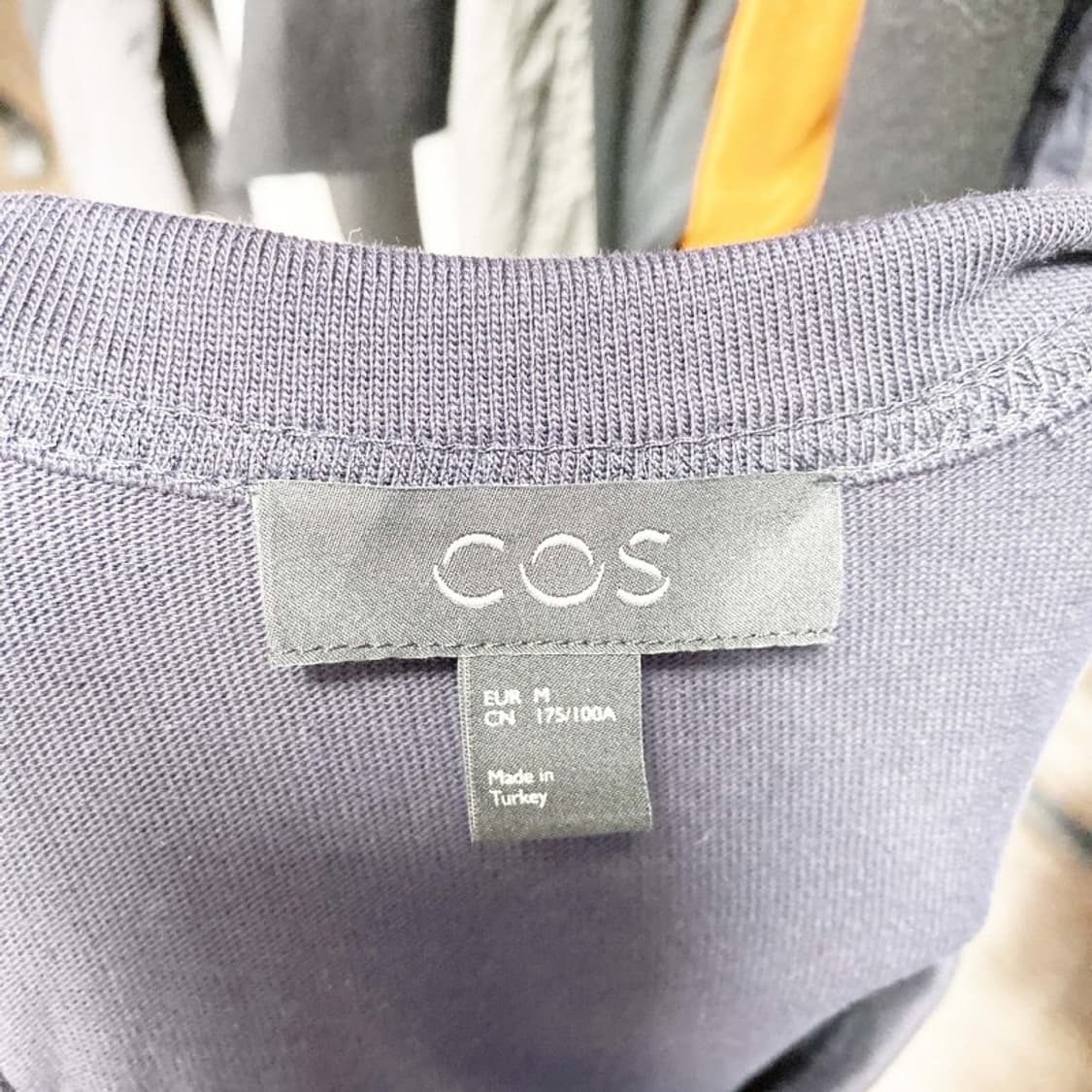 COS 남성 캐주얼오버핏 반팔 네이비 95 진스센스 상품이미지4